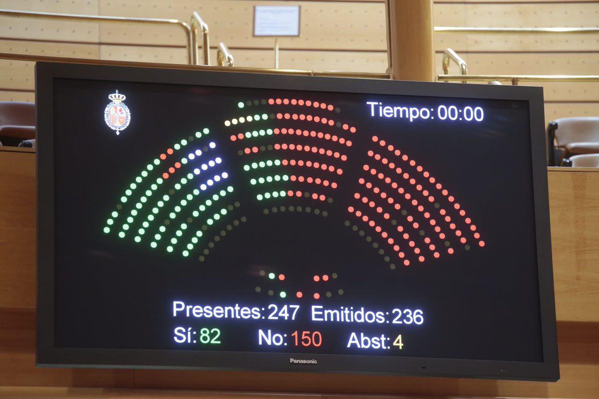 antonia_mp_'s tweet photo. ⚠️PP votó en contra de que no se pueda construir en suelo quemado. Hoy no #ArdeGalicia  sino q #QuemanGalicia @protestona1 @CBescansa https://t.co/Opq9NXnXFb