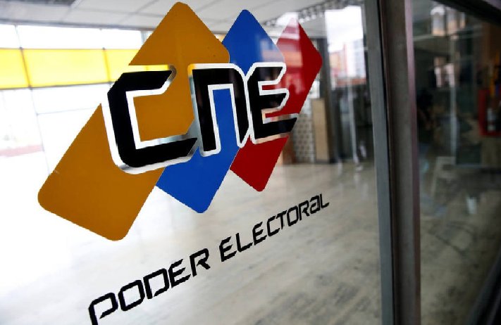 VenezuelaEW's tweet photo. Se espera que el CNE se pronuncie en horas de la noche #Elecciones2017 #Venezuela https://t.co/7HaPi7eYdk