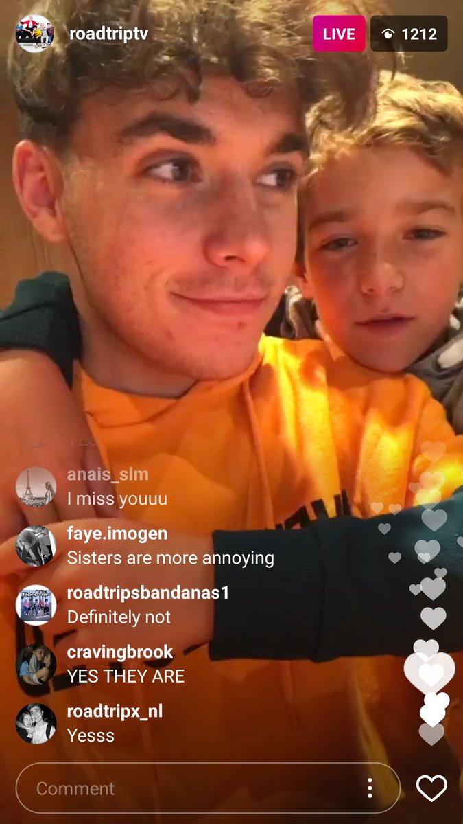 FayeImogen's tweet photo. Brotherly love 😍 @RoadTripTV https://t.co/SrBwv5hmRw