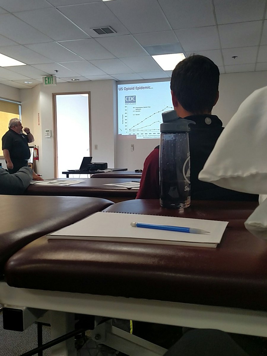 kkcarpDPT's tweet photo. Learning about PNE from @AussieLouie at the @EIMTeam  weekend intensive. https://t.co/HVtivGLRt2