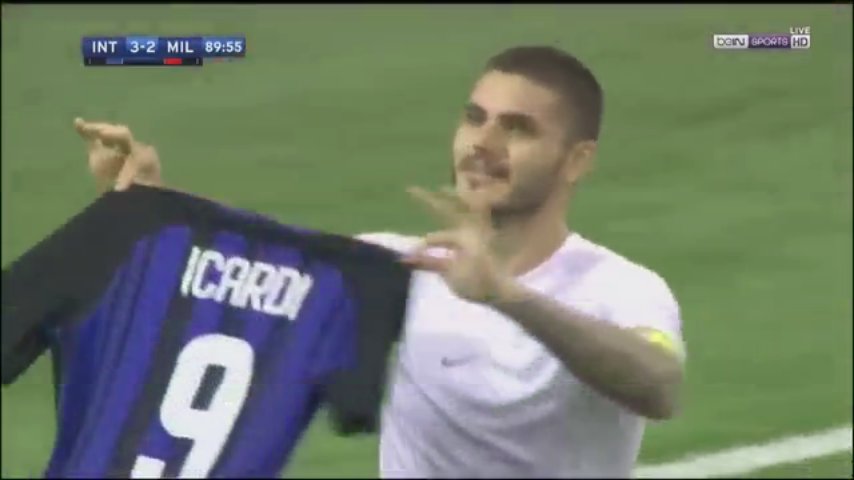 Barcelombia's tweet photo. Celebrando como D10S manda 😬😍 #ALoMessi. #Icardi https://t.co/zfkbLE2Ljs