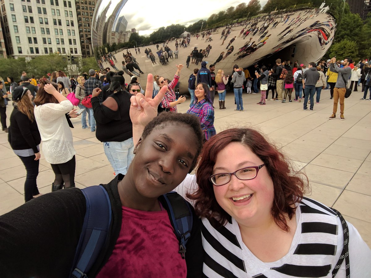 KateBuechler's tweet photo. Ended our fantastic #plinterns17 experience by doing some speedy sightseeing before heading to the airport. So long, Chicago! https://t.co/GmCbbuZksB