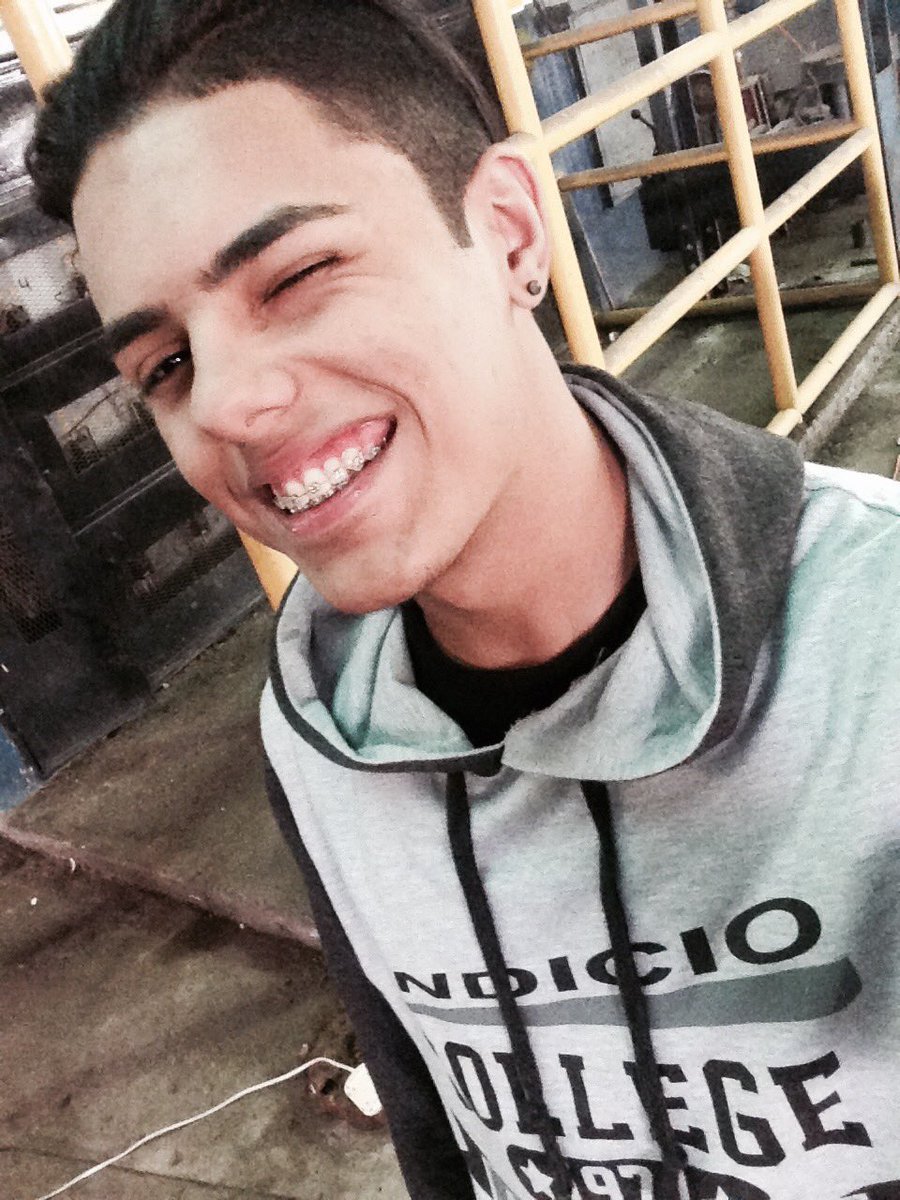DunoAdrian's tweet photo. RT Y TE SIGO😍🙄😏 https://t.co/iZqXiWPo2O
