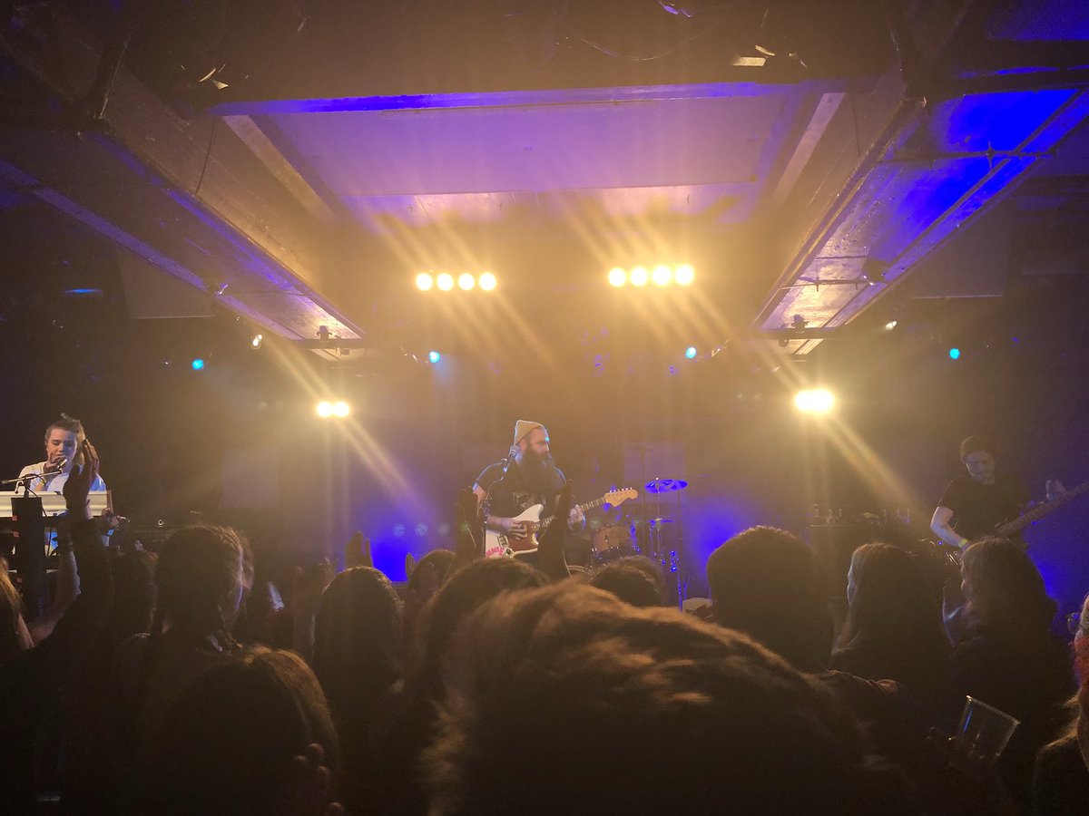 Betty_Fretwell's tweet image. What a night #cubfest @katesycamore @JamesAGoldup @olivia_allenn @fivesssx