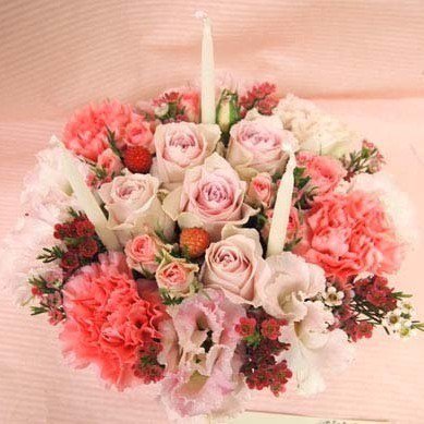 Kanoche 誕生日のお祝いにケーキ型のお花をお届けしました 誕生日 ケーキ カノシェ 花の贈り物 花屋 フラワーギフト スタンド花 スタンドフラワー フラスタ フラワーアレンジメント 花束 胡蝶蘭 フローリストカノシェ いいねした人全員