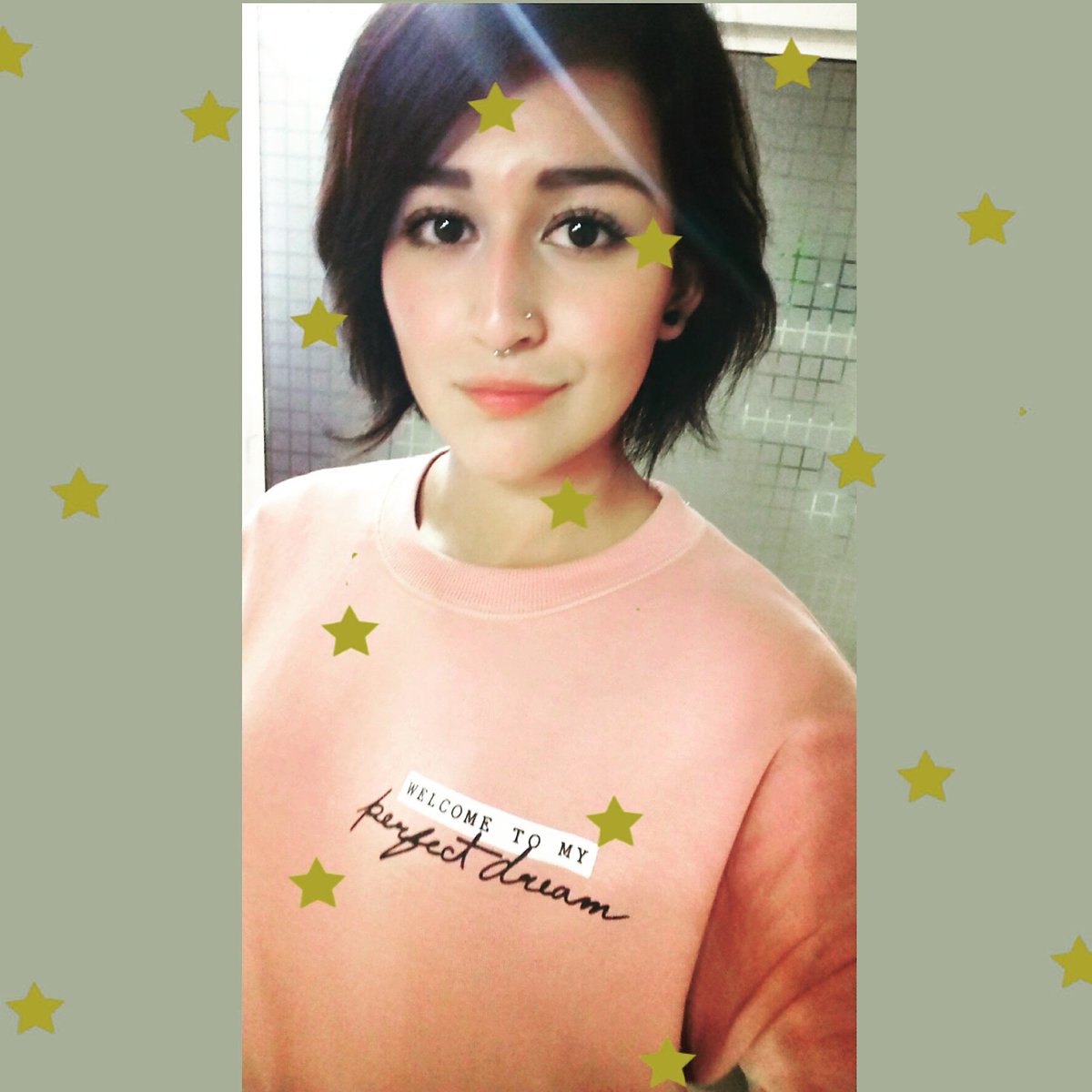 DanielaRiv29's tweet photo. #NuevaFotoDePerfil https://t.co/uJR7BVn07N