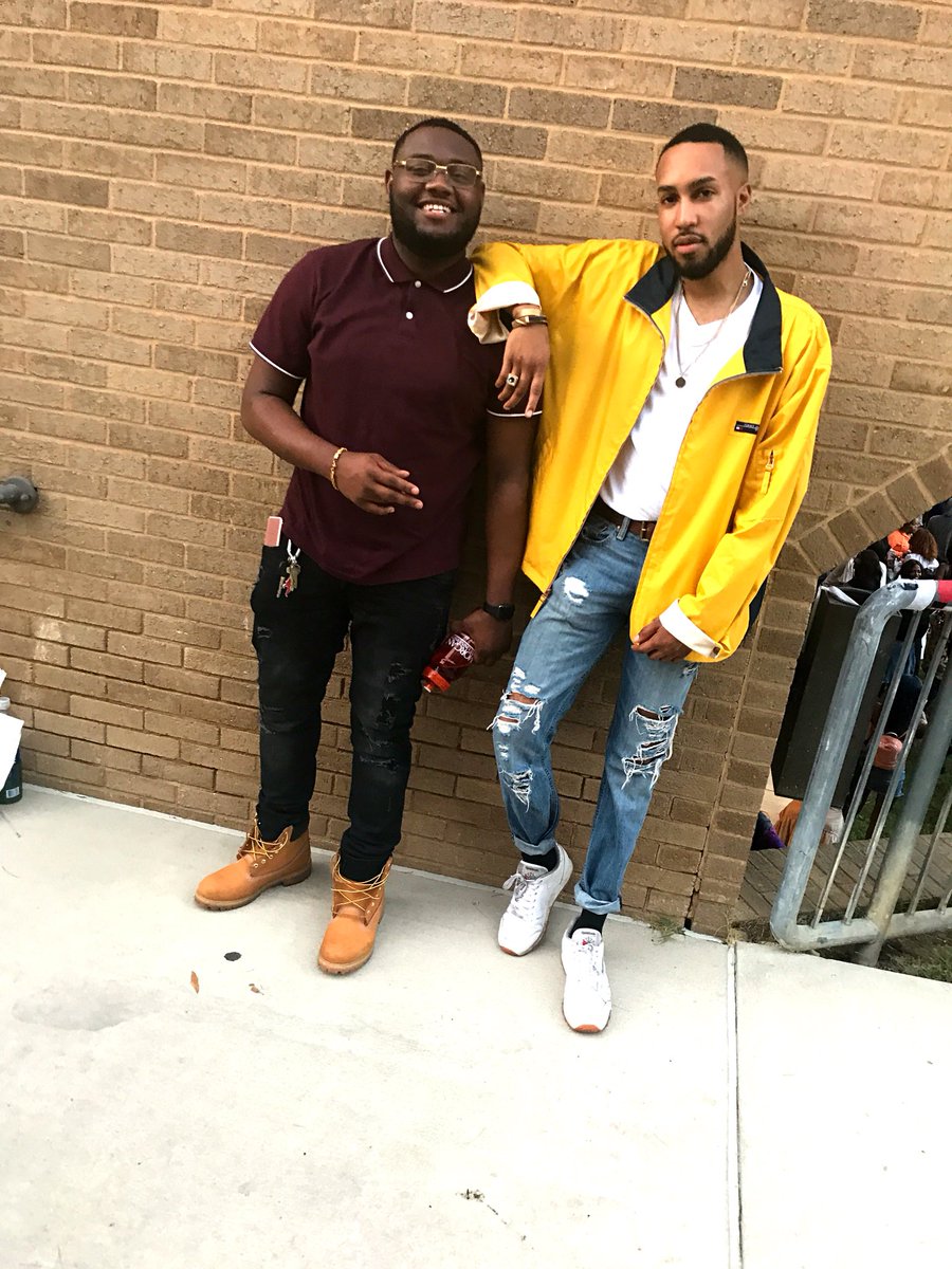 ChoppednHued's tweet photo. Idk about y’all, but I had a hell of a time at homecoming #msuhc2k17 #Morgan150 #morganstatealumni someone check on @splashyscholar https://t.co/8ZoH5xPAsL