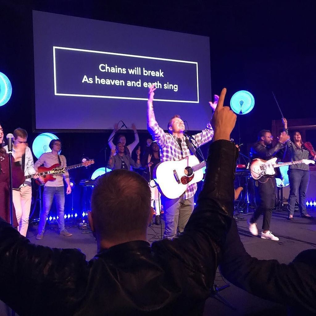 calebpmoore's tweet photo. Absolutely loving the first Sunday evening service at the Edina Area Campus! @rivervalleymn 5:30pm #church #atthem… https://t.co/TvP0P7ma7J https://t.co/MgmqBfWMM2