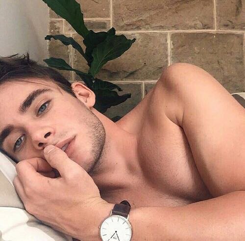 Buff_Men's tweet photo. @whiteboysdamn Waking up next to him 😍☺ https://t.co/Cka0Qr25yT