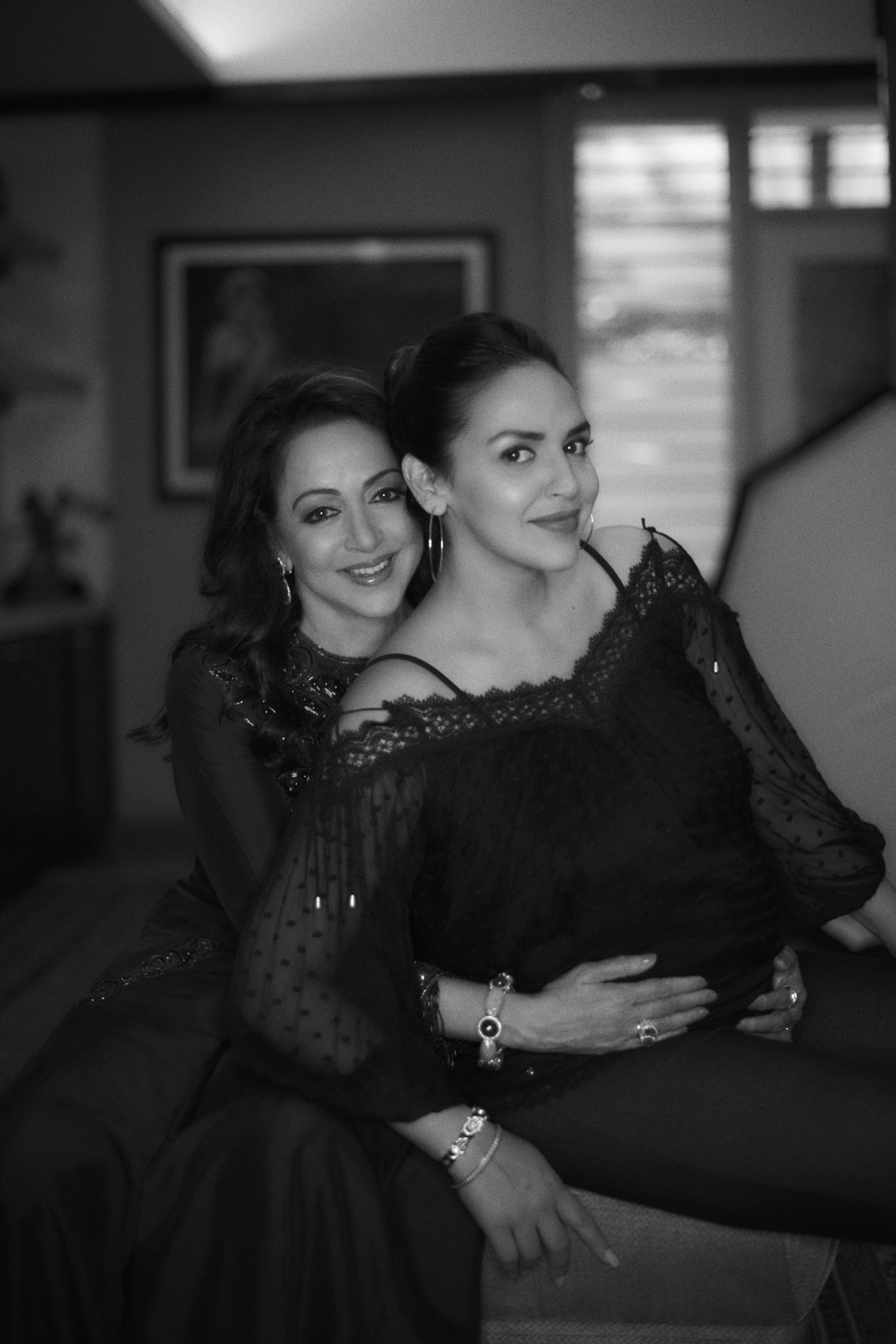 Happy birthday mamma God bless you! Stay happy & healthy ! We all love u very much   