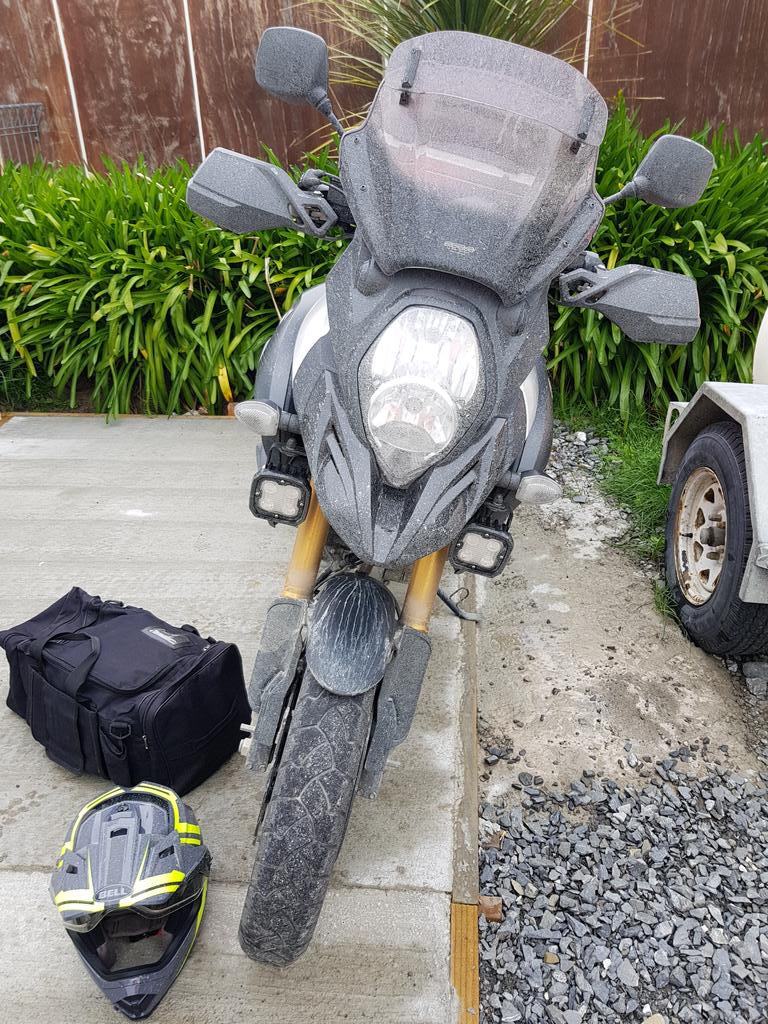 srustic's tweet photo. Why is it every time I go out or return on rotation it #rains  notwithstanding that I actually think Doug the #DL1000 looks nice in grey lol https://t.co/48JKkvYLxA