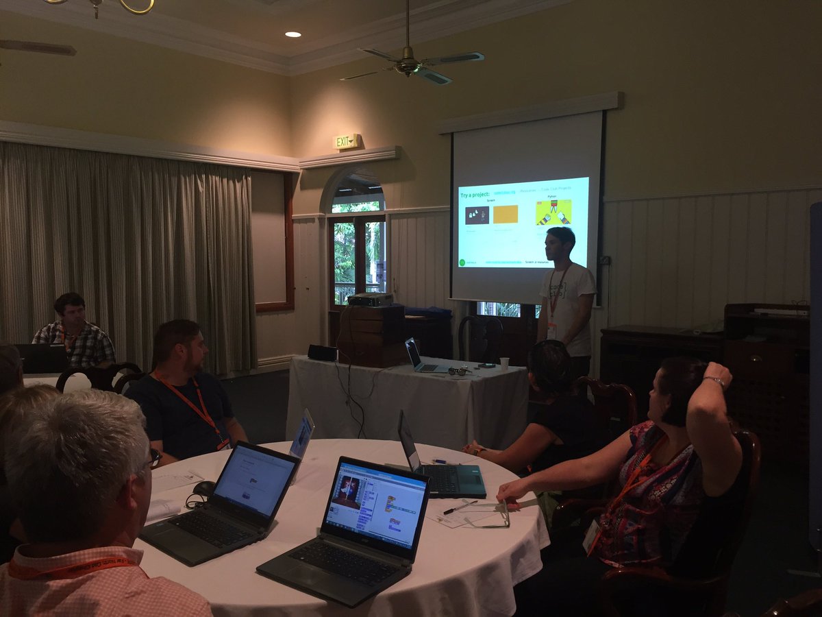 doogiegirl's tweet photo. #TechInTheTropics #qsite #codeclubau https://t.co/1ZTE6oJK3B