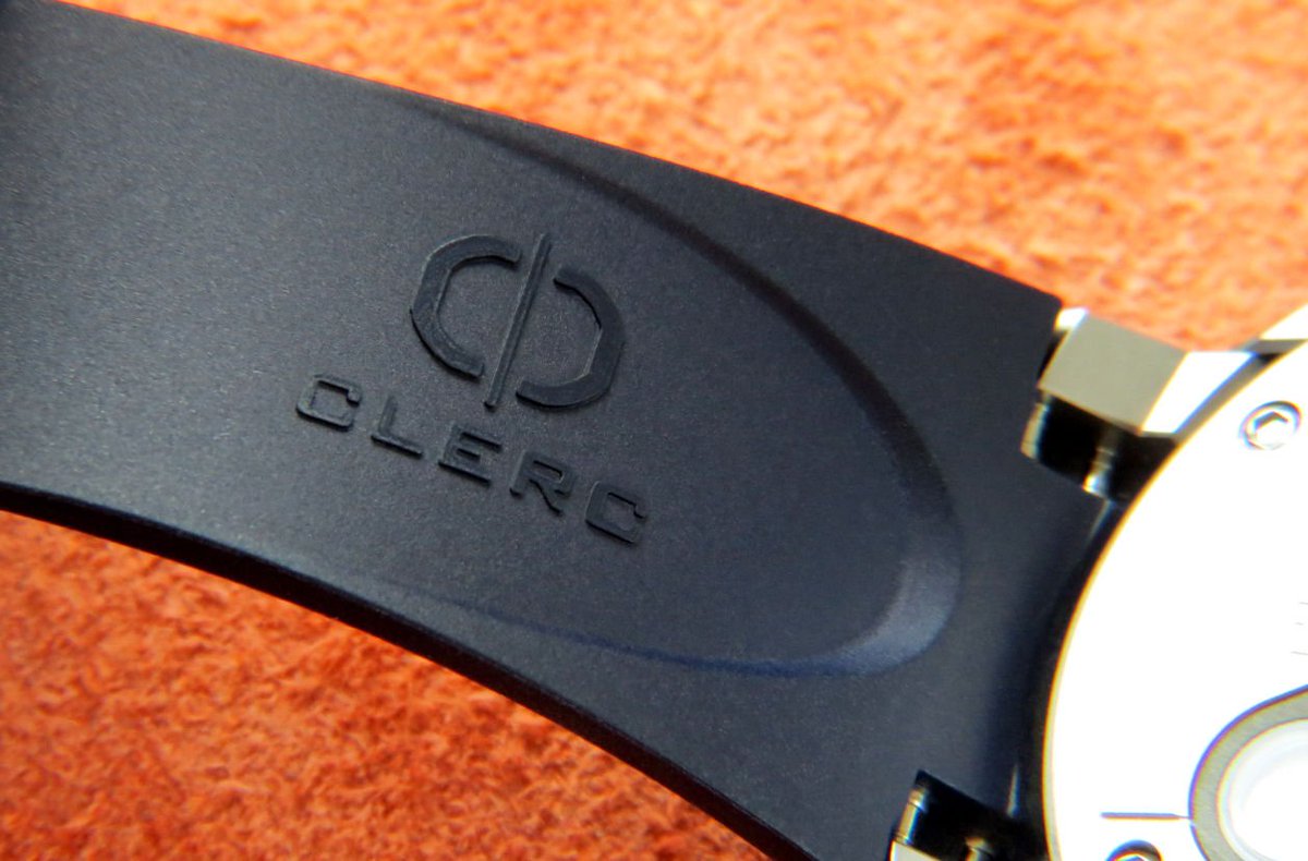 ClercWatches's tweet photo. Loving these shots from one of our new customers. https://t.co/DiCeNRHF41