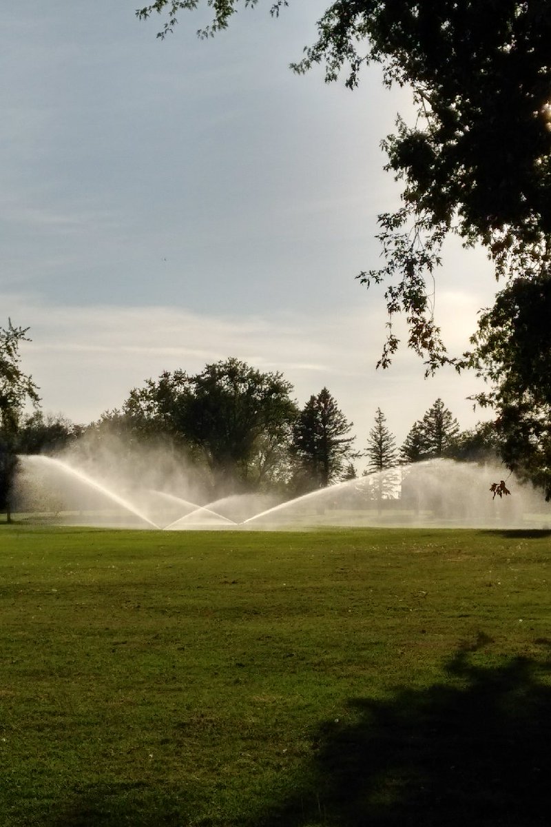 DJRainCA's tweet photo. Eastbourne Golf Club, New Toro GDC Irrigation System at work. @TurfCareProdCA @TheToroCompany https://t.co/V6Nyko1VCo