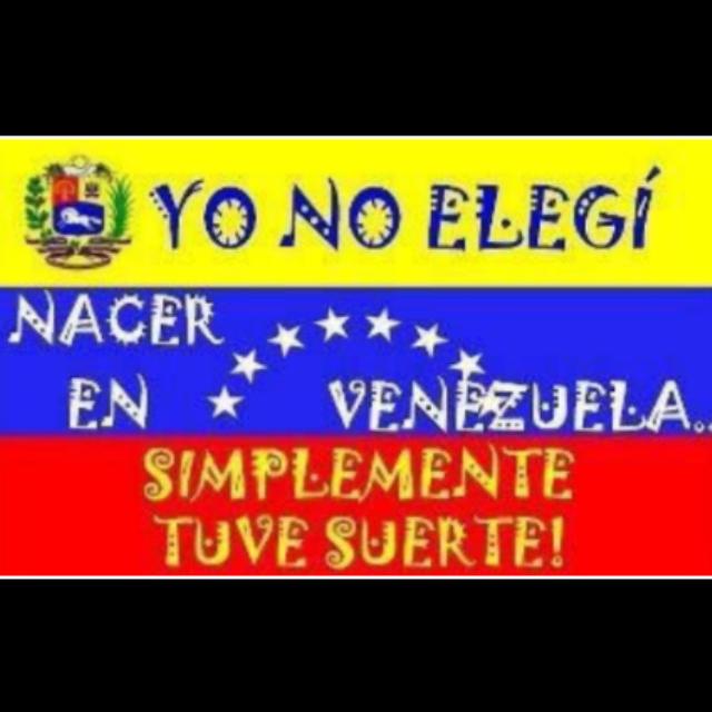 GricelNuez25's tweet photo. @rodulfohumberto @MelysGarcia @maestratuitera @Larissacostas @MarialciraMatuT @PatriciaDorta40 @irr644 @anaderodriguez @anat5 @GuerrillaZK @GuerrillaEduc Viva Venezuela mi hermano querido , viva el estado Aragua rojo rojito !!!!!Carajo!!!@RMarcoTorres @rodulfohumberto @mreyesPSUV @JauaMiranda https://t.co/GN461EbFB4