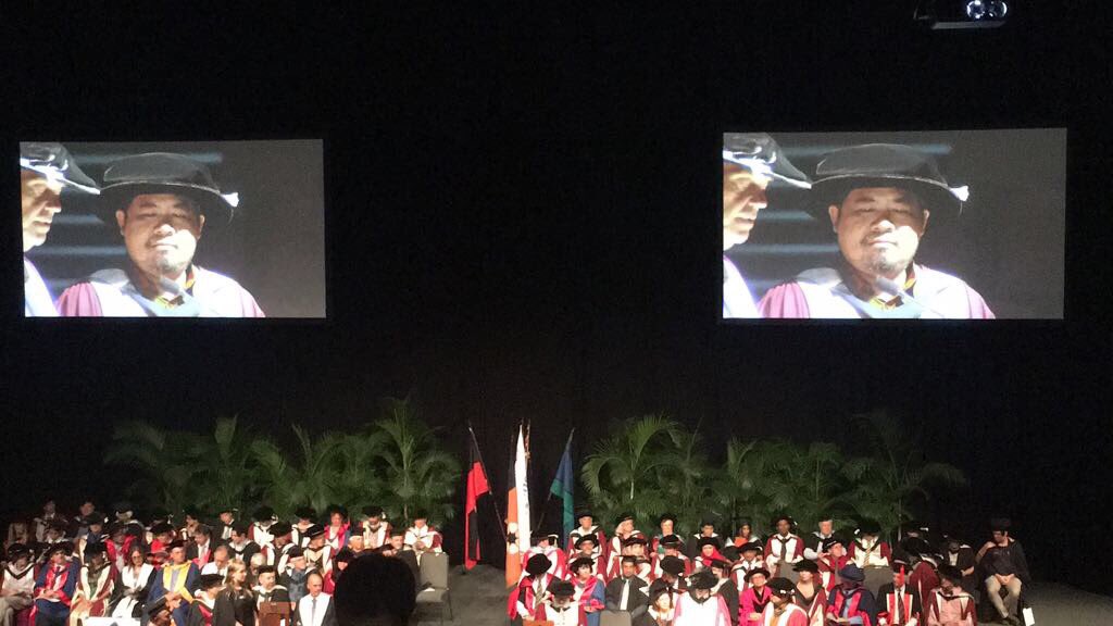 INAinDarwin's tweet photo. @aosny2011 @CDUni @tlitaay @CDUni_VC @ankns112 @rikannya Congratulations to Indonesia’s latest @CDUni PhDs: Dr Rahmat, Dr Meika &amp; Dr Ratih cc @CDUni_VC @cdu_ni

Looking forward to Dr @aosny2011 https://t.co/X7safyVVUn
