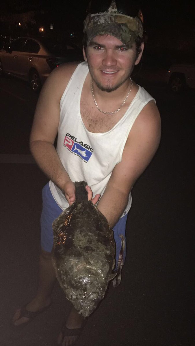 chaseclem23's tweet photo. Caught a few more flounder today on  some @DOALURES https://t.co/QUw4zKaKae