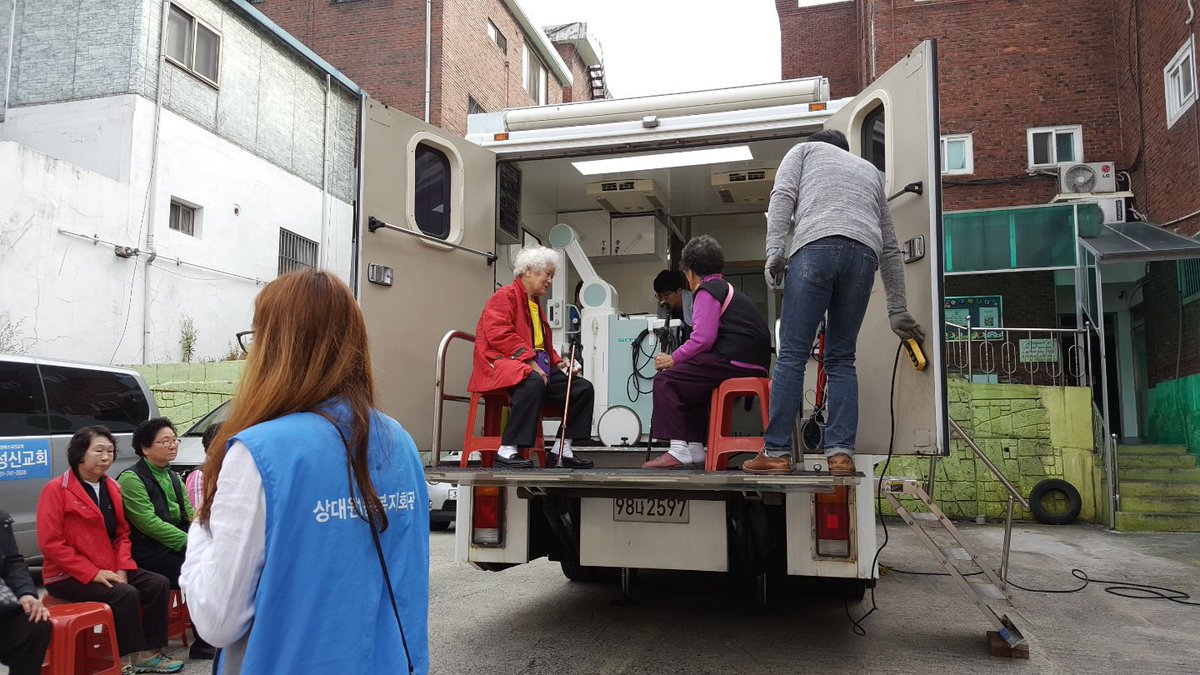 #성남시 #중원구보건소 #결핵 대한결핵협회이서 오늘 오전 10시부터 12시까지 상대원1동 복지회관 회원을 대상으로 이동결핵검진을 실시합니다. 일반 시민은 검진을 희망하실 경우 가까운 보건소로 방문해 주시기 바랍니다.