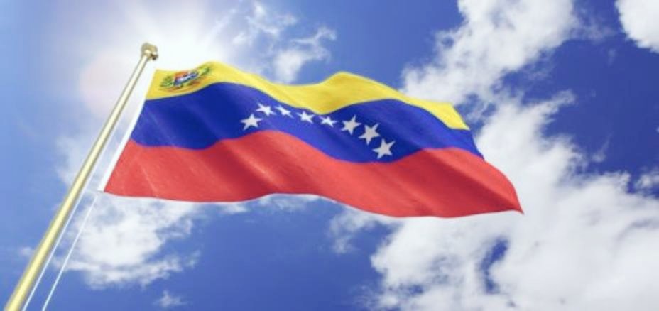 ottoPSUV's tweet photo. Gano la Venezuela que ama a la Paz y que apuesta a la democracia. Gracias pueblo seguiremos juntos construyendo la Patria que queremos!!! https://t.co/IQLde9pVh8