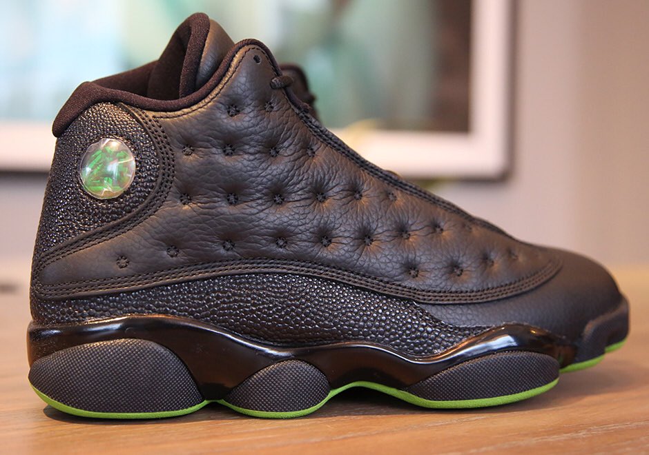 Are you feeling the Jordan “Altitude” 13 retro dropping Dec.21? #jordan #niketalk #jordan13 #jordanaltitude #solecollector #sneakers #kicks