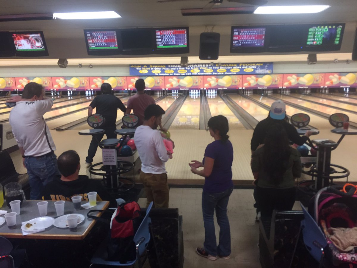 Des Moines Sprint teambuilder! #bold #oneteamonedream <a href="/Zfannon/">Zack Fannon</a> <a href="/LangerSprint/">Luke Langer</a>