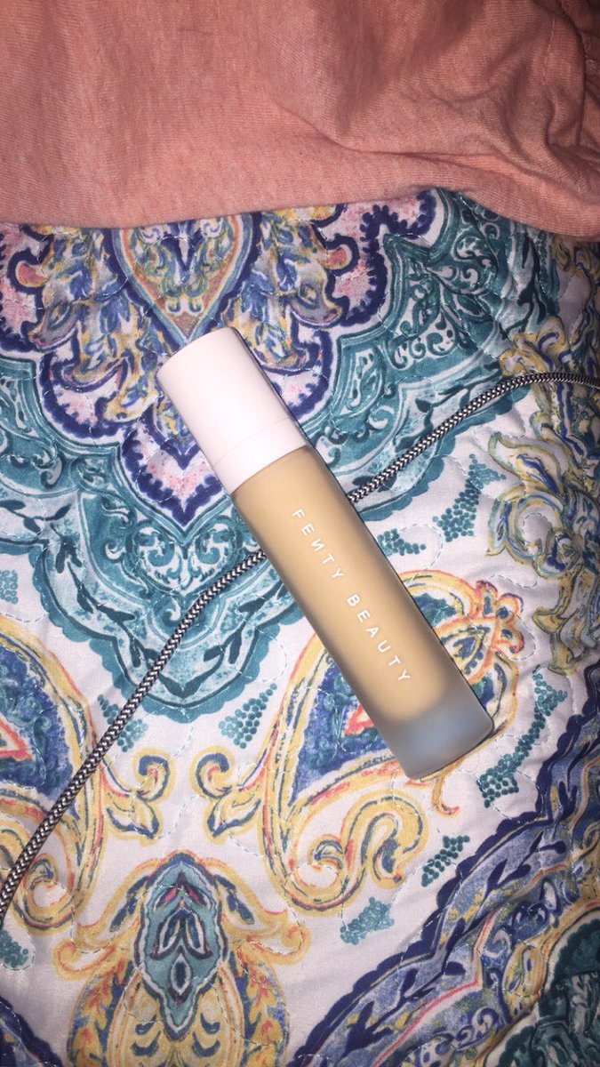 ok so this is the 1ST foundation I’ve EVER had that actually matches and is overall BOMBBB 😭😍@DestinyRiddle_
