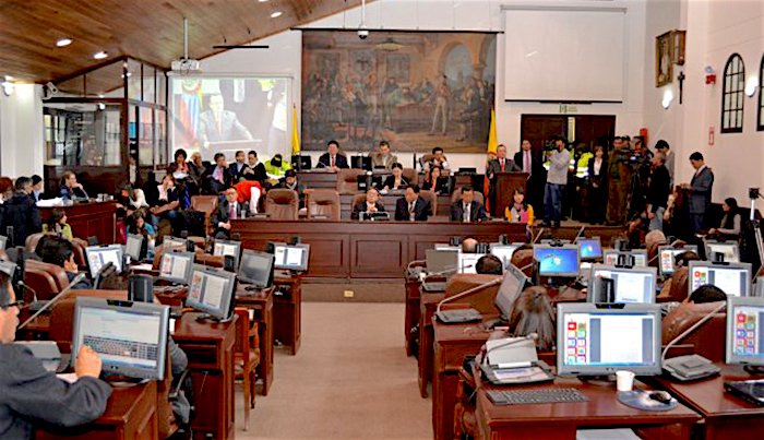 RazonPublica's tweet photo. La reforma tributaria en Bogotá: cambios en el recaudo y en el impuesto predial #Alcald? https://t.co/fxgG9nbhjm https://t.co/71go1fanJ7