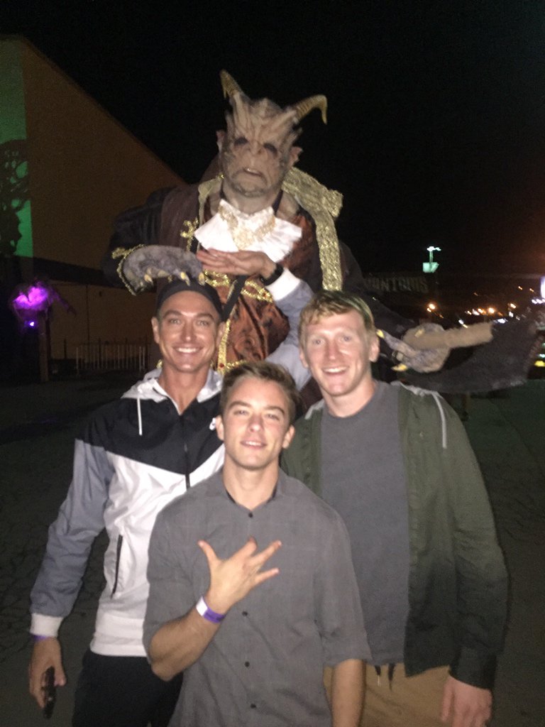 ClubJasonSparks's tweet photo. At Nashville Nightmare with Cade Maddox, Spencer Daley &amp; Luke Hudson https://t.co/7Bv5ezG7zK