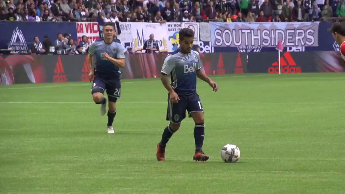 The build up 🔥 The goal 🔥🔥🔥 The crowd reaction 🔥🔥🔥🔥🔥  #VWFC #OurAllOurHonour https://t.co/txMnCjO8pt