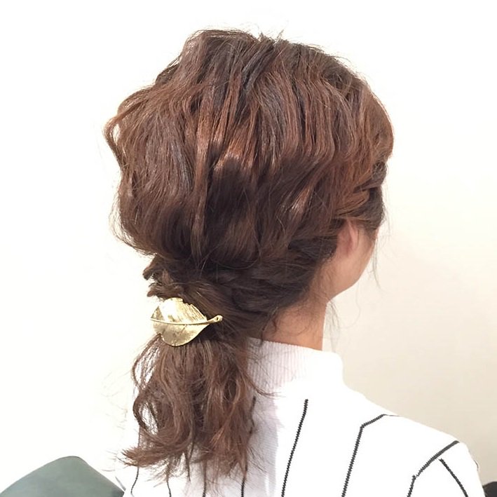 頭美人 Atama Bijin على تويتر ラフな印象のダウンスタイルをご紹介します 編み込みが苦手な方でも心配無用 簡単です T Co Zaz1g1bryp 頭美人 ヘアアレンジ かわいい ミディアム 編み込み ロープ編み ダウンスタイル ラフ ガーリー トレンド 頭美人 Atama Bijin على تويتر ラフな印象のダウンスタイルをご紹介します 編み込みが苦手な方でも心配無用 簡単です T Co Zaz1g1bryp 頭美人 ヘアアレンジ かわいい ミディアム 編み込み ロープ編み ダウンスタイル ラフ ガーリー トレンド