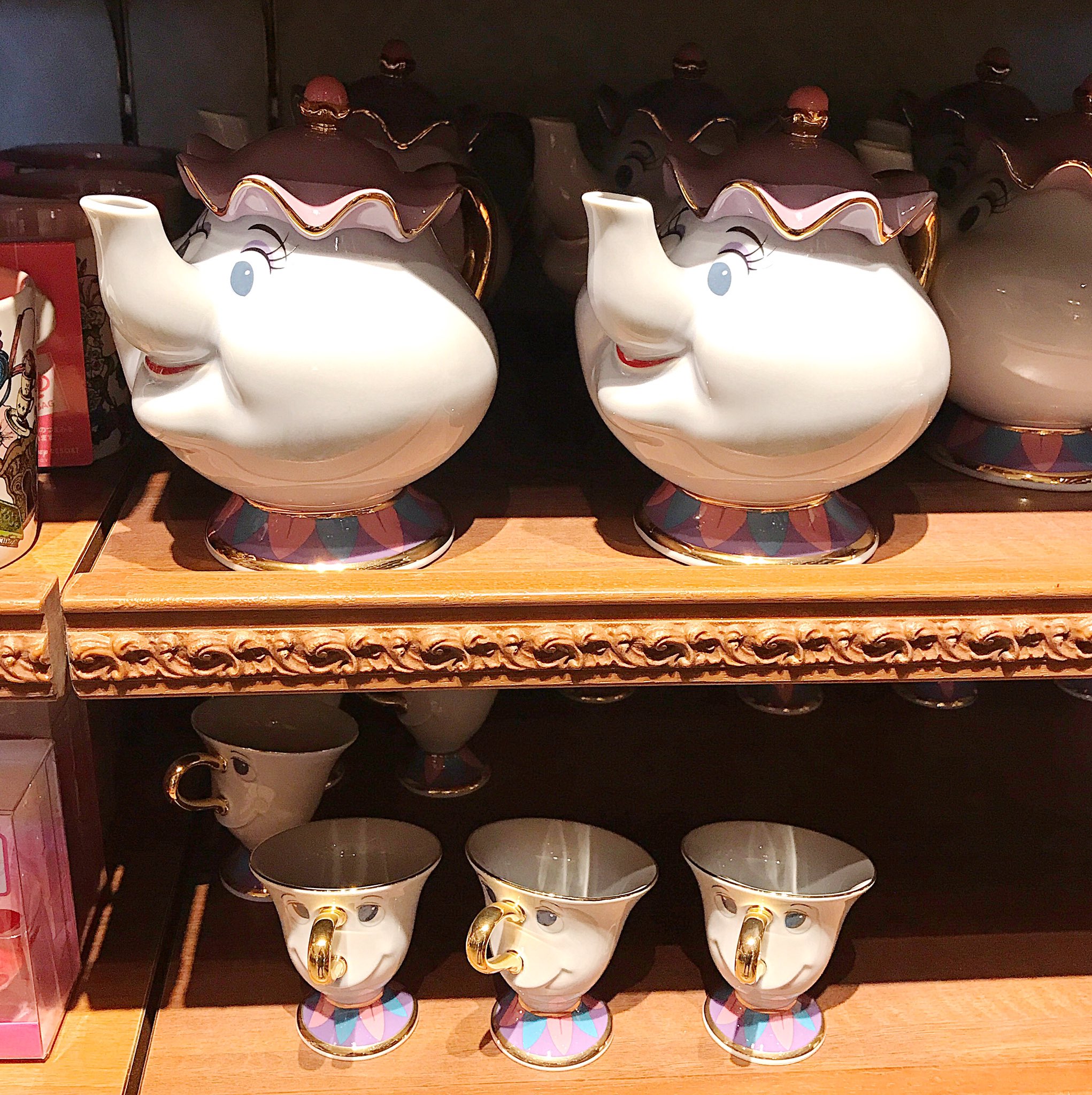 Mezzomikiのディズニーブログ Pa Twitter ポット夫人 チップ 東京ディズニーランド 美女と野獣 ティーポットセット発売中 詳しくは T Co Ega5aerctz