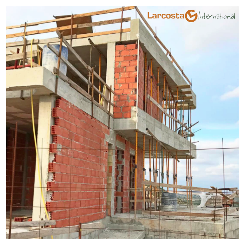 GrupoLarcosta's tweet photo. Unos cimientos sólidos son la base de todo. ¡Seguimos trabajando! 😍
✅ https://t.co/ZfA6DtkJxq #LaMarquesaGolf #Rojales #SkylineII https://t.co/mD7K5bkUj3