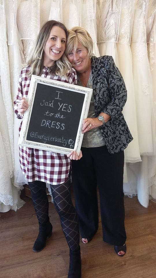 Kathryn said 'yes to the dress' today! What a super time I had with her and her lovely mum. Thank you for choosing us💗👰🏼 #yestothedress