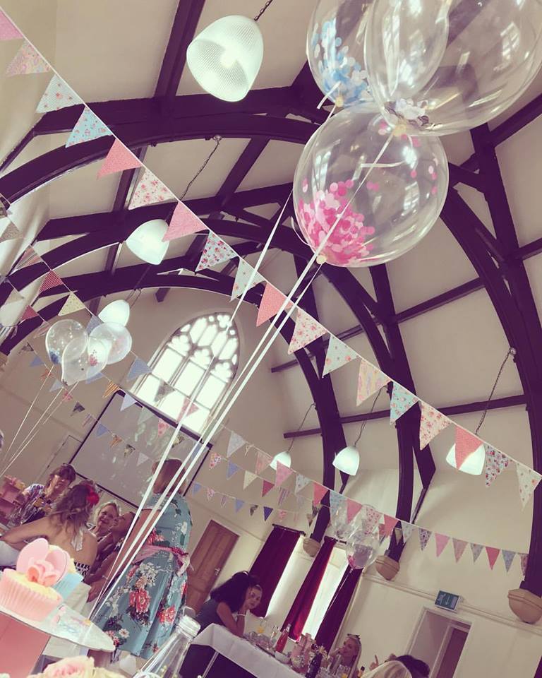 Throwback to when we decorated #CawthorneVillageHall for my daughters hen party...I wish we could do it all again!🌷💕