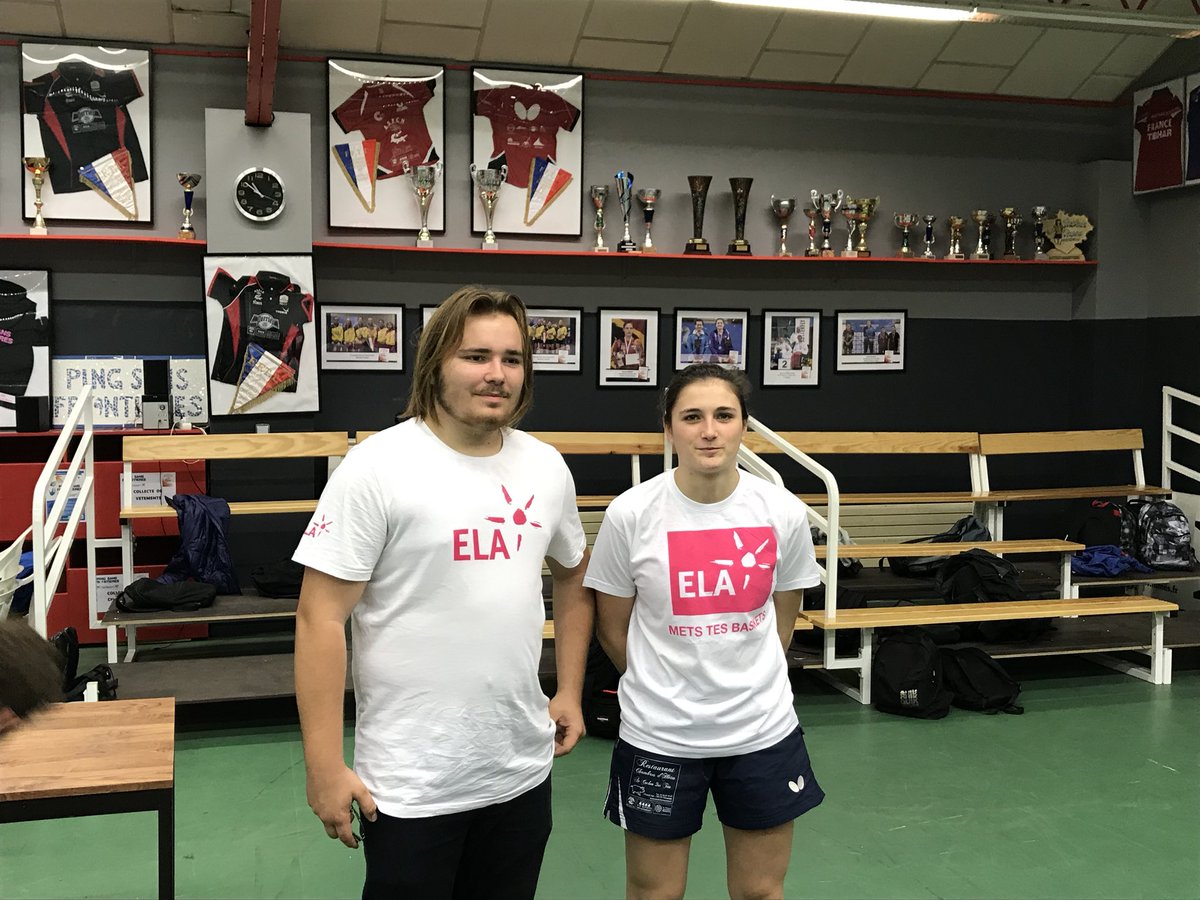 LyceeRaimu's tweet photo. Mets tes baskets ! @ELAOfficielle Après la dictée, les lycéens s’essaient au Ping avec Lucie GAUTHIER et @tombelhomme https://t.co/e9hc7sek9g