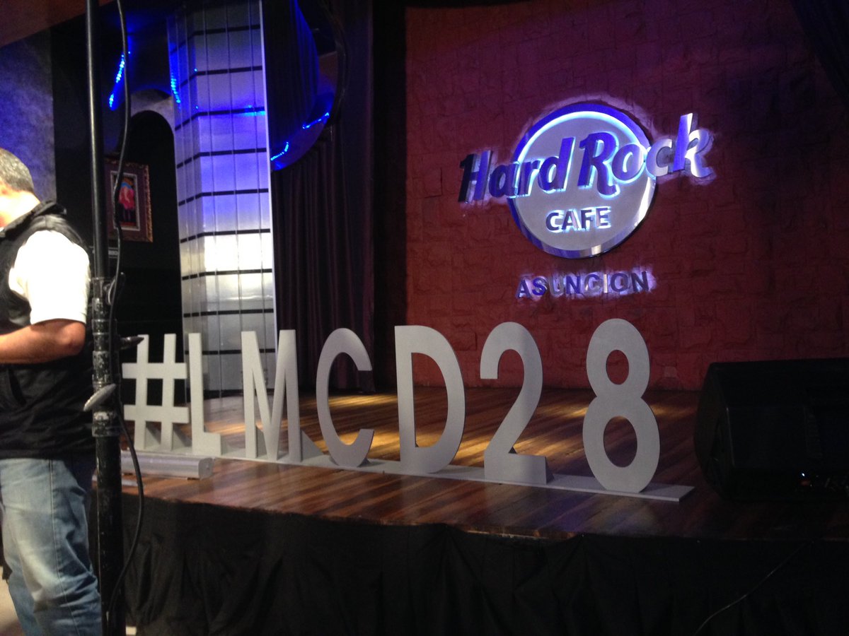 ClaudioFrancois's tweet photo. Estamos festejando 28 años de La Mañana de Cada Día en el Hard Rock Asunción https://t.co/Qr0ERPm1X8