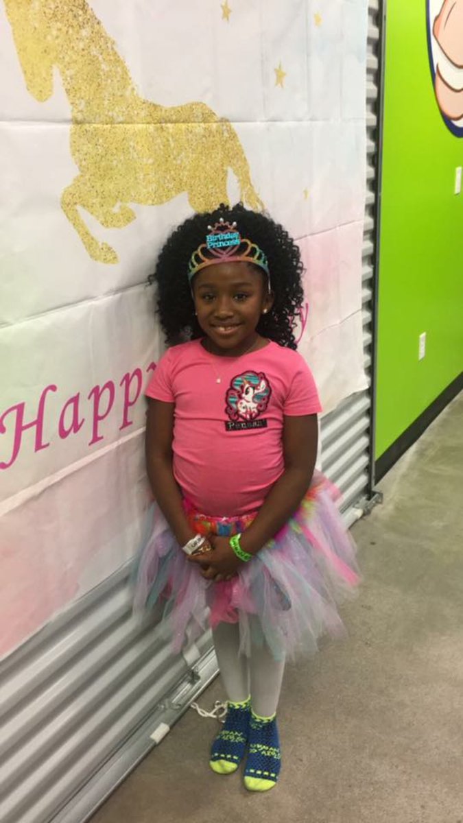 MsKay_HS's tweet image. My baby enjoyed her birthday😍