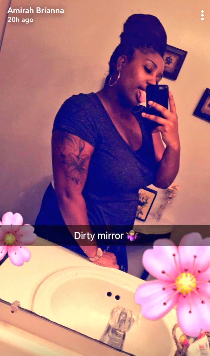 Pretty_Mirah's tweet photo. 🤷🏾‍♀️ https://t.co/U5QgbNlxJ4