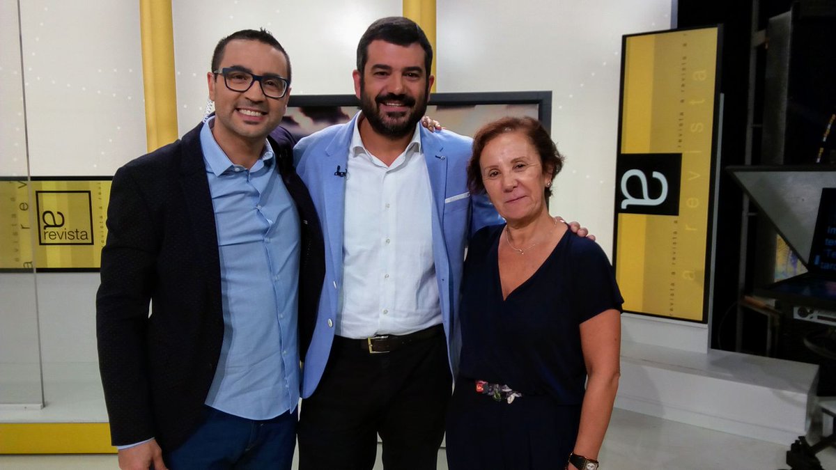 TituloEcel's tweet photo. El pasado viernes hemos estado en la @TVGalicia hablando sobre el Título Especialista en Comunicación Estratégica y Liderazgo de la @universidadcjc #Master #Universidad (mint: 23)
https://t.co/7bbDpF0Dw6 https://t.co/vcm6mlRgno