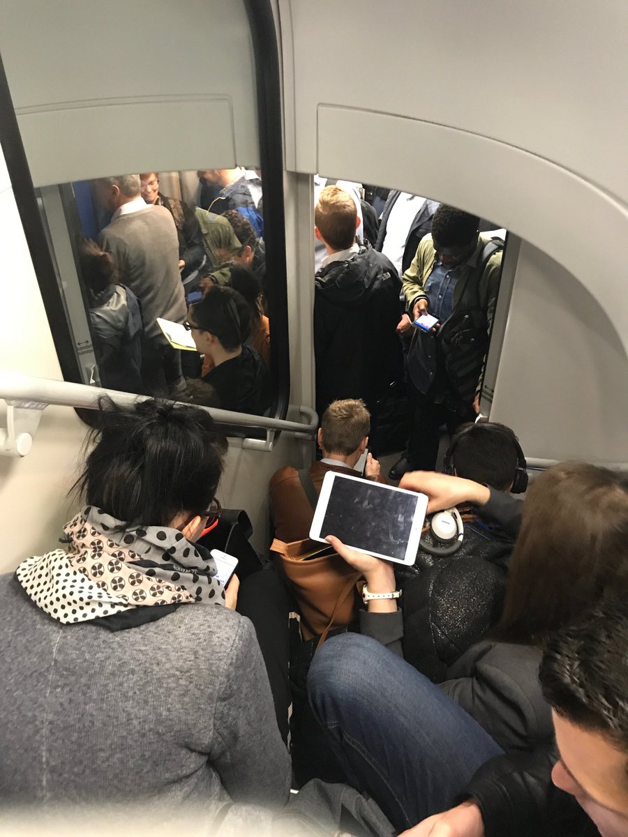 GeertjeBal's tweet photo. Danku #NMBS voor de excellente sevice op maandagmorgen! https://t.co/UXIzlkxyQv