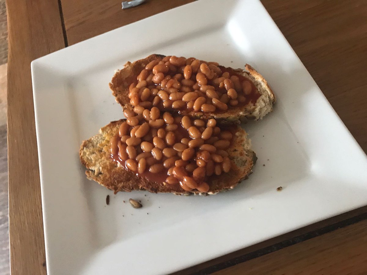 Individually selected cannelini beans, marinated in vine ripe tomato &amp; olive oil jus, served on a bed of crisp, rustic wheat.