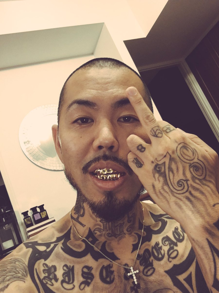 SHO_aka_STIME's tweet photo. 俺よりもラッパーとして儲けられてないのに俺のことをギャグラッパーとか言うラッパーが一番のギャグラッパー。
俺はオンリーワンのラッパー。 https://t.co/TXGLaoaIfA