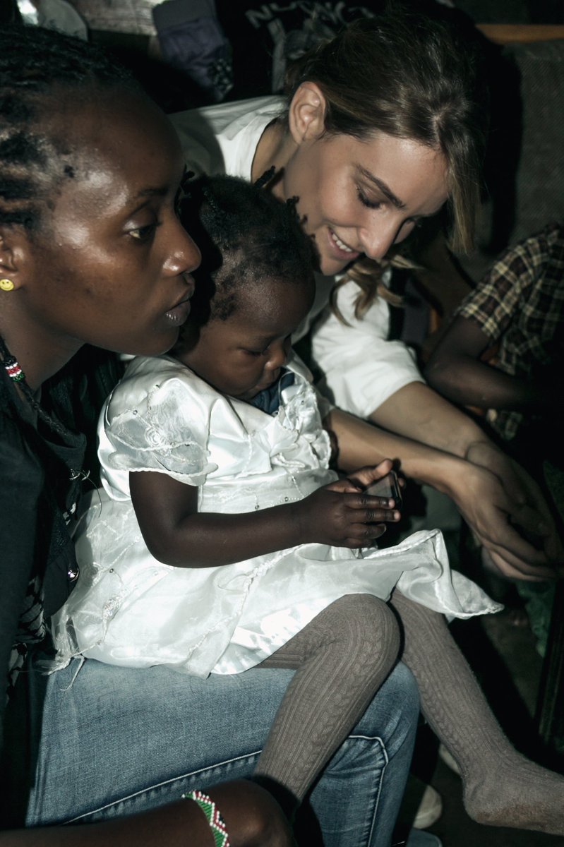 LucreziaBisi's tweet photo. Visiting our young users in their homes..@clrmuthoni @teamkukua #semarun #semaland #education #literacy #kiberaslum #nairobi https://t.co/XzSScb40G4