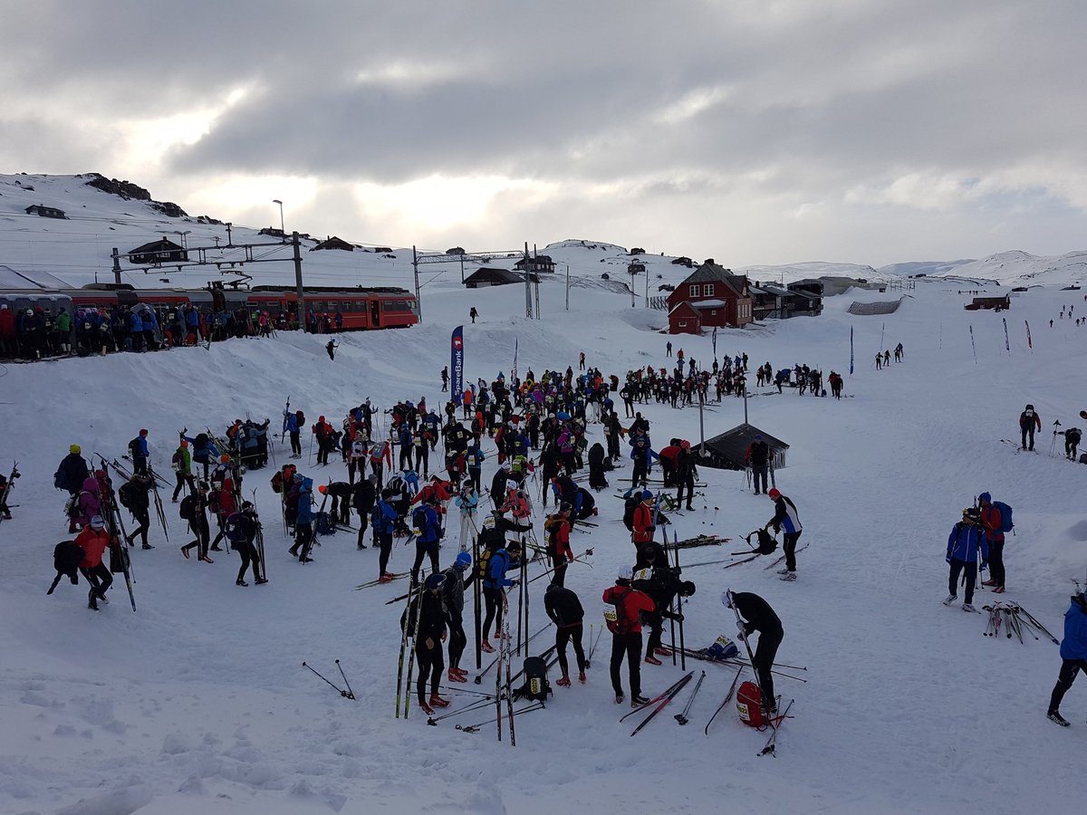 Jarleu's tweet photo. Hei Folkens 
I dag kl 10 ÅPNER påmelding SKARVERENNET 2018😉 https://t.co/QvWQrIFCTL