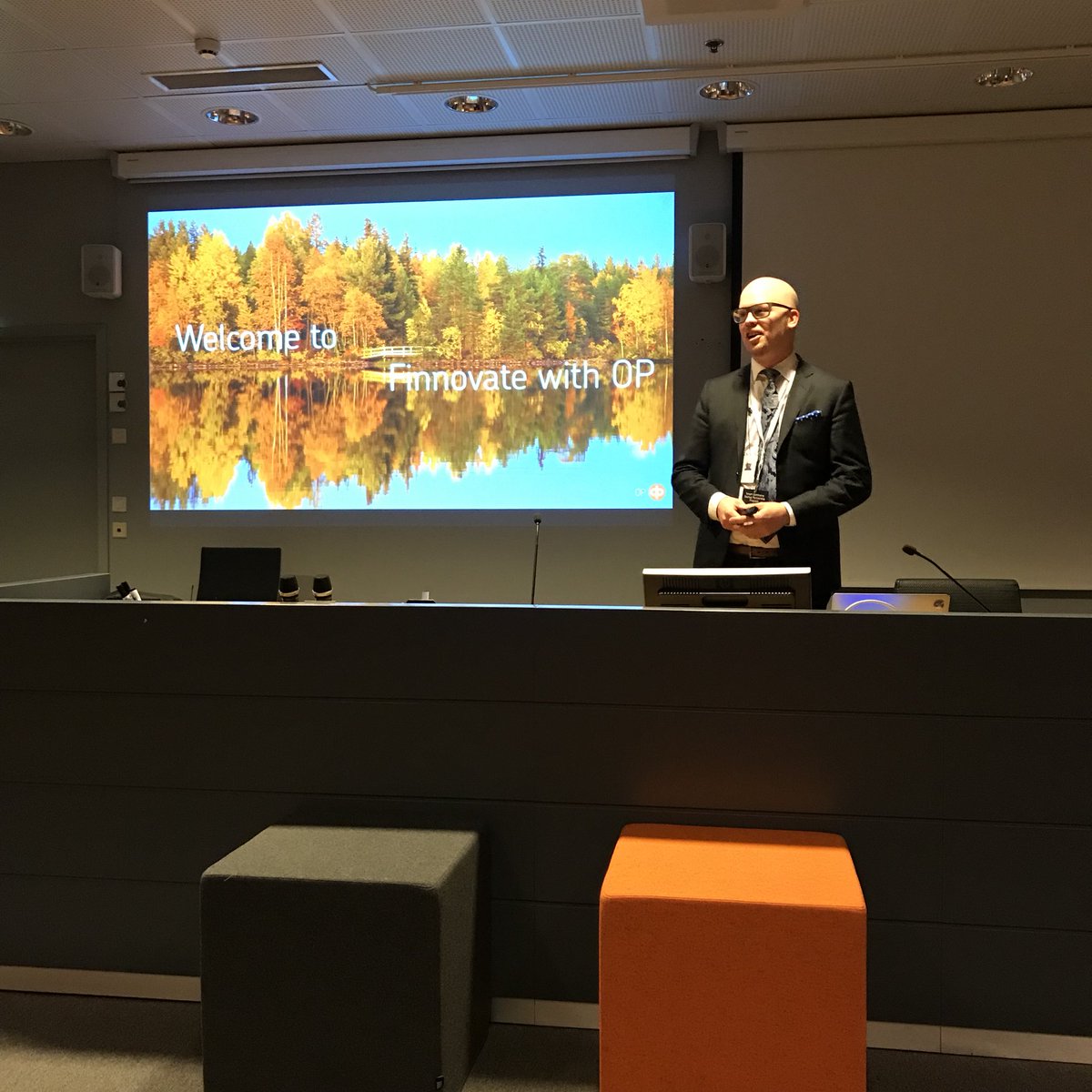 alexgansen's tweet photo. #Shipitwise attends the #OPLab #smartcommerce #startup collaboration program https://t.co/974s120dmm