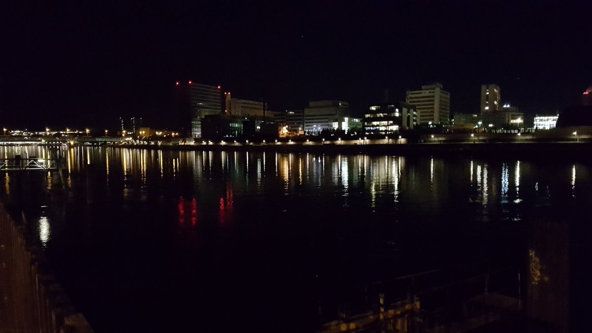 ShareFresh's tweet image. While the moon drifts in the skies, stay awake, don't close you eyes  🍃🌜
Stay Awake von Julie Andrews
open.spotify.com/track/7tRfMgTm…