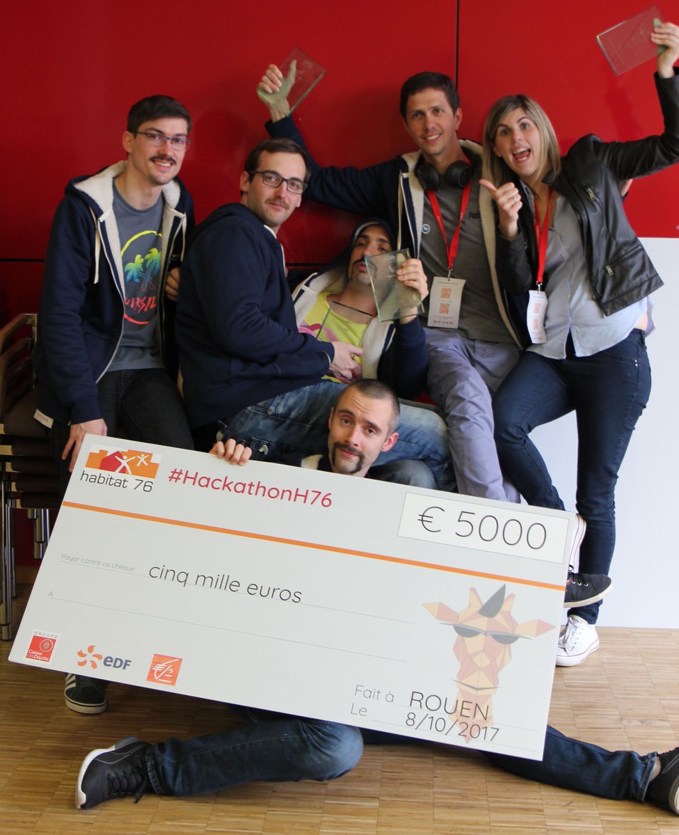 habitat_76's tweet photo. Il y a une semaine @wixiweb et @MaitePoirel remportaient le 1er prix #hackathonH76 avec une solution mobile pour traiter les demandes ! https://t.co/sNetyzyRUI