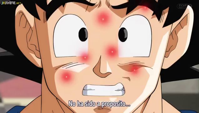 -Ah!.... Tranquila Bulma.... ¡Q-que no lo hice apropósito! 
¡Para que vendría a tu casa, solo para ver tus pechos caídos!