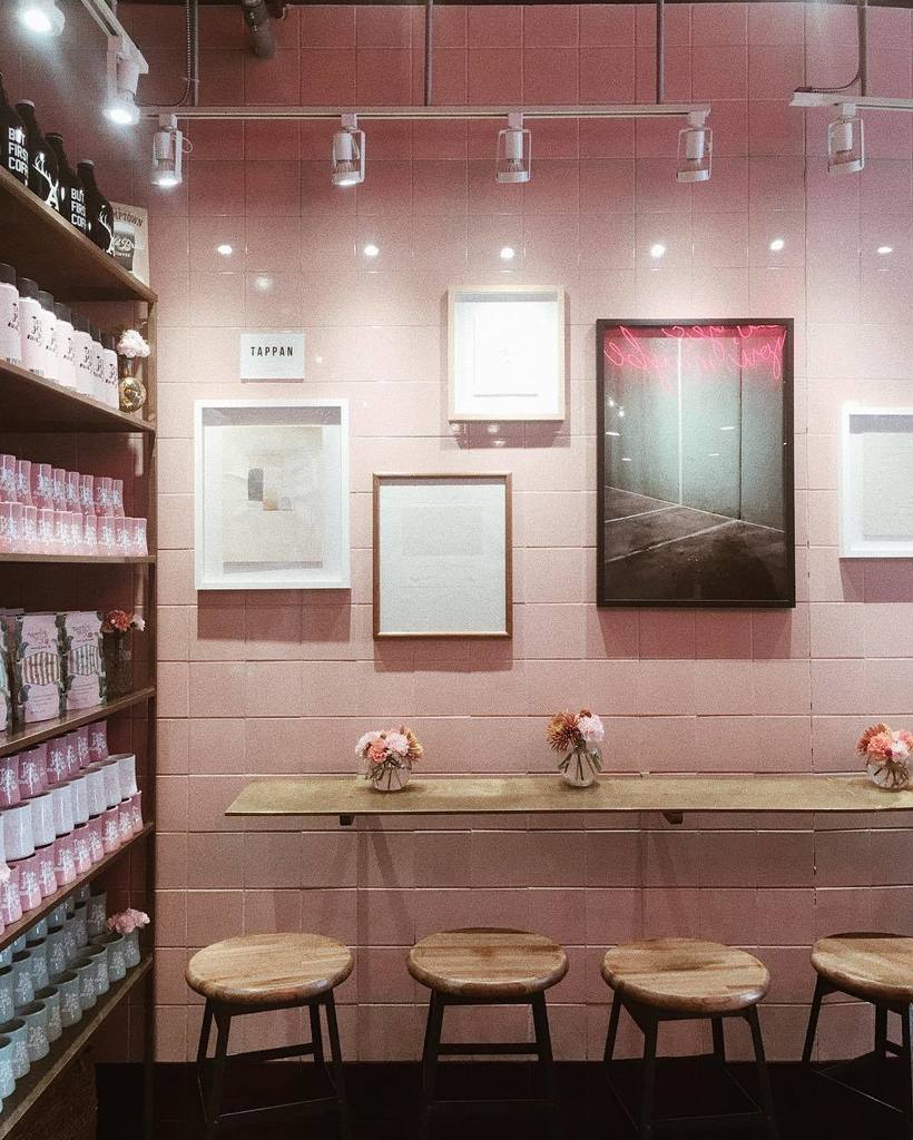 Eleonoracarisi's tweet image. Yes, I think I'm a bit obsessed
But trust me, in L.A everything is damn #pink
@alfredtea #MorningInLA 🌸💞 #LosAngel… ift.tt/2gm6D22