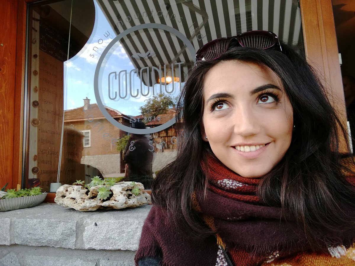 iulia_vasile's tweet photo. A glimpse of my weekend in #Bansko ππ many thanks to @CoworkingBansko βοΈ
More about #Bulgaria soon on my blog!π
π#BloggersOnTop π https://t.co/TttKBLrgre